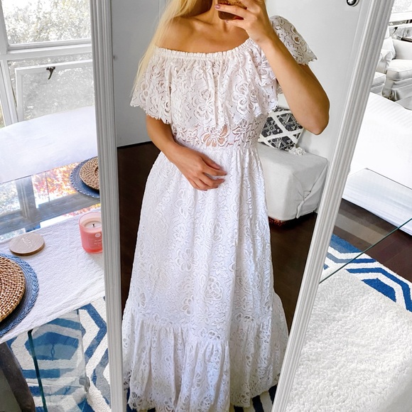 💍 VINTAGE ILGWU UNION MADE TALL CROCHET OPEN SHOULDER WEDDING GOWN! - Picture 2 of 16